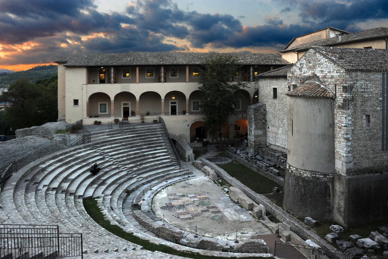 Hotel Athena Spoleto Exterior foto